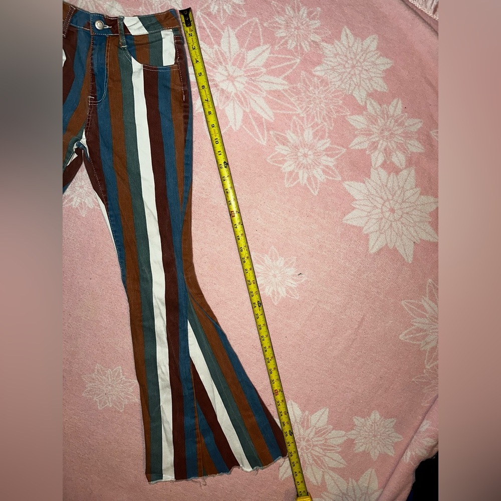 Super boho flare pants by Wisteria Lane - Picture 7 of 9